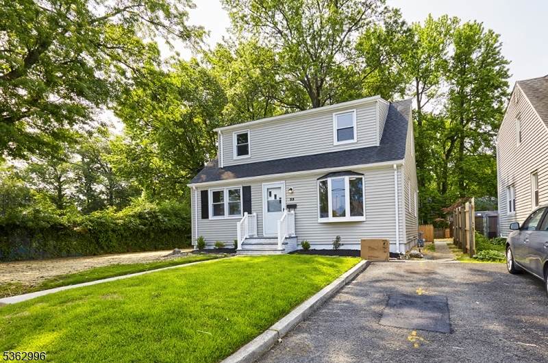 55 Willow Ave - Photo 1