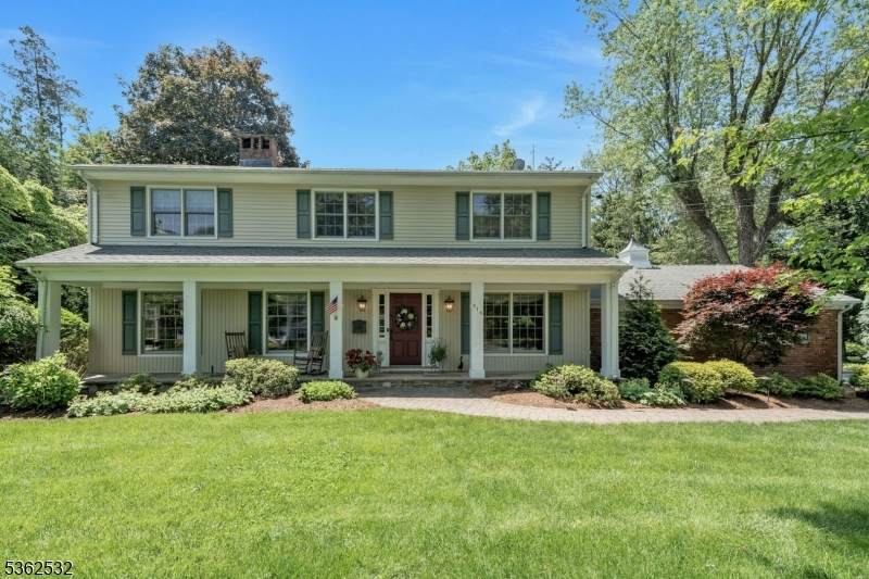 418 Carlton Rd - Photo 1