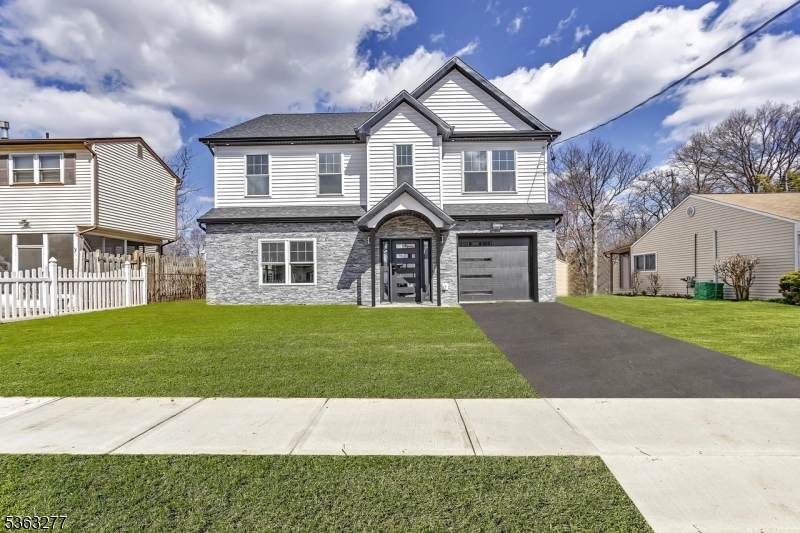 134 Winthrop Rd - Photo 1