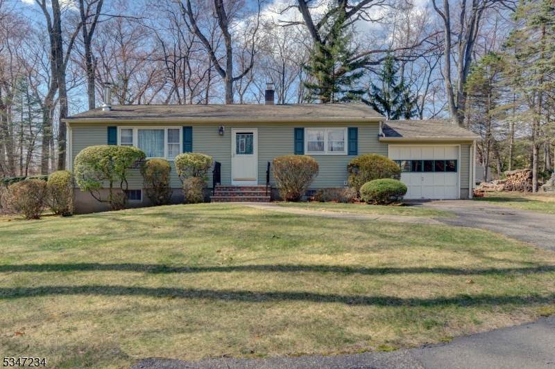 160 Jerome Ave - Photo 1
