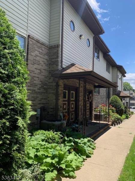 678 Broad St - Photo 1