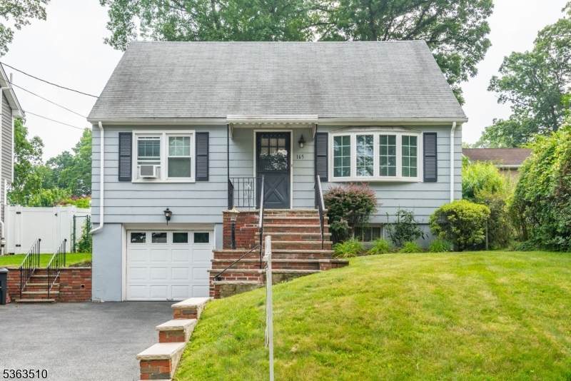 165 Myrtle Ave - Photo 1