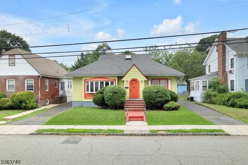 51 Hillcrest Rd - Photo 1
