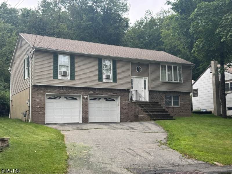 50 Monhegan Ave - Photo 1