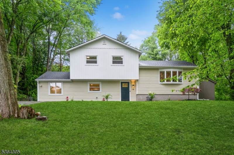 9 Somerset Pl - Photo 1