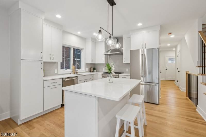 60 Church St - Photo 1
