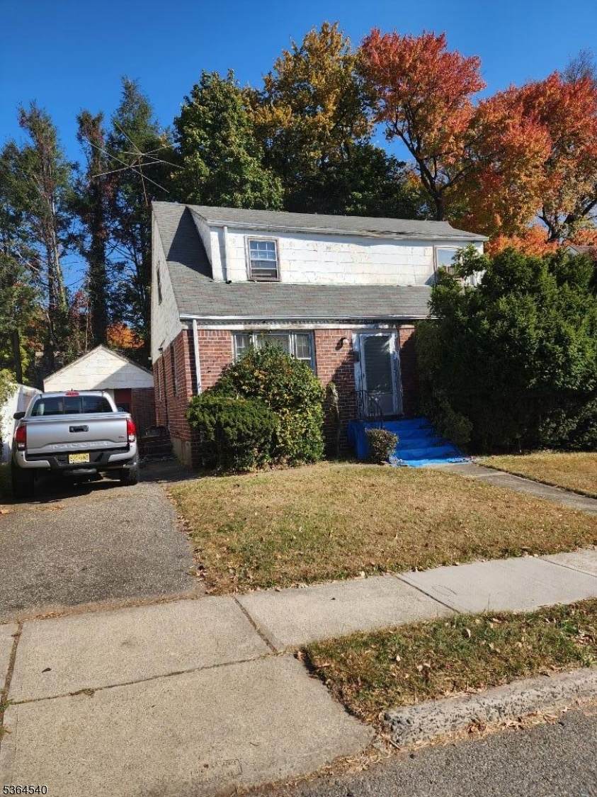 133 Shepard Ave - Photo 1