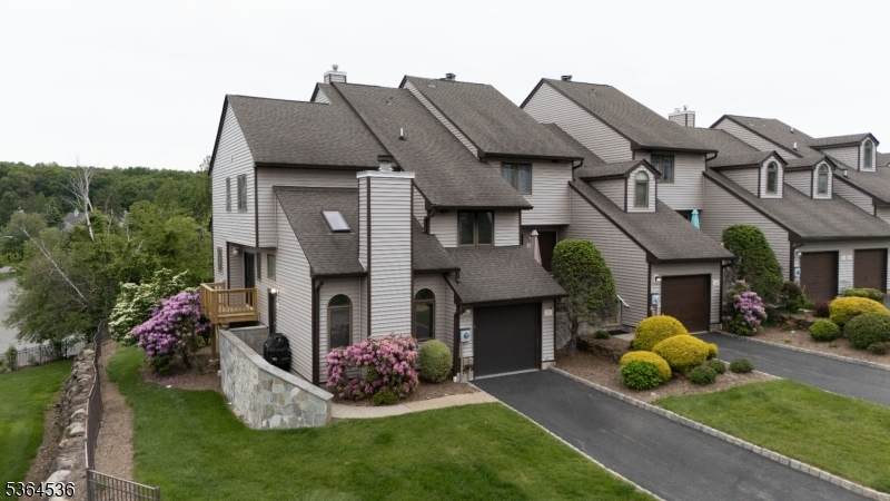 12 Davey Dr - Photo 1