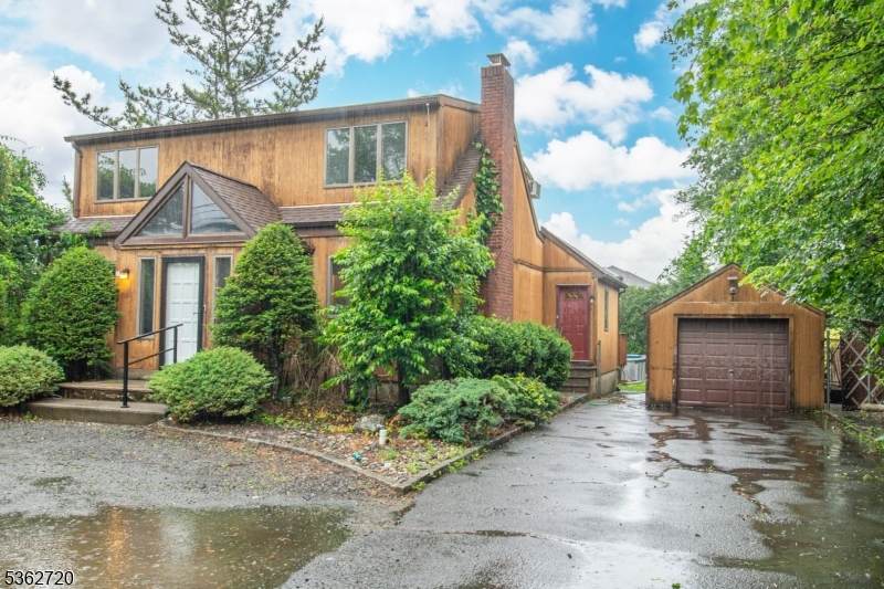 17 Barnida Dr - Photo 1