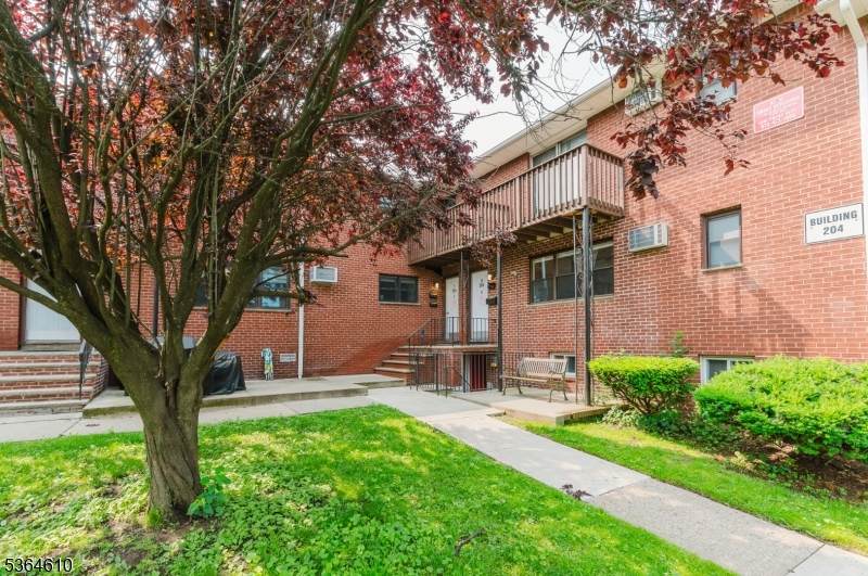 204 Terhune Ave - Photo 1