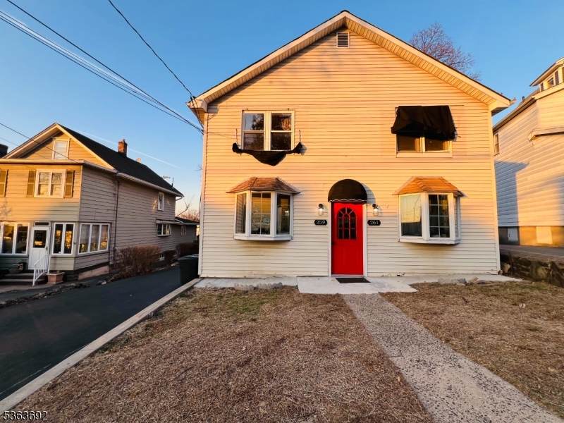 259 Hoover Ave - Photo 1