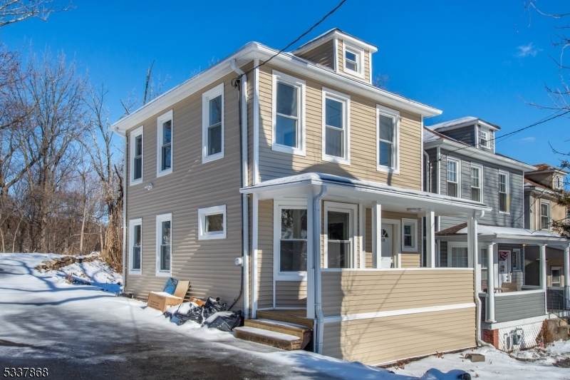 419 Central Ave - Photo 1