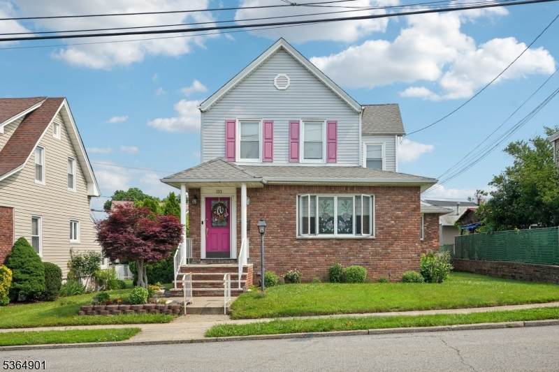 133 Catherine Ave - Photo 1