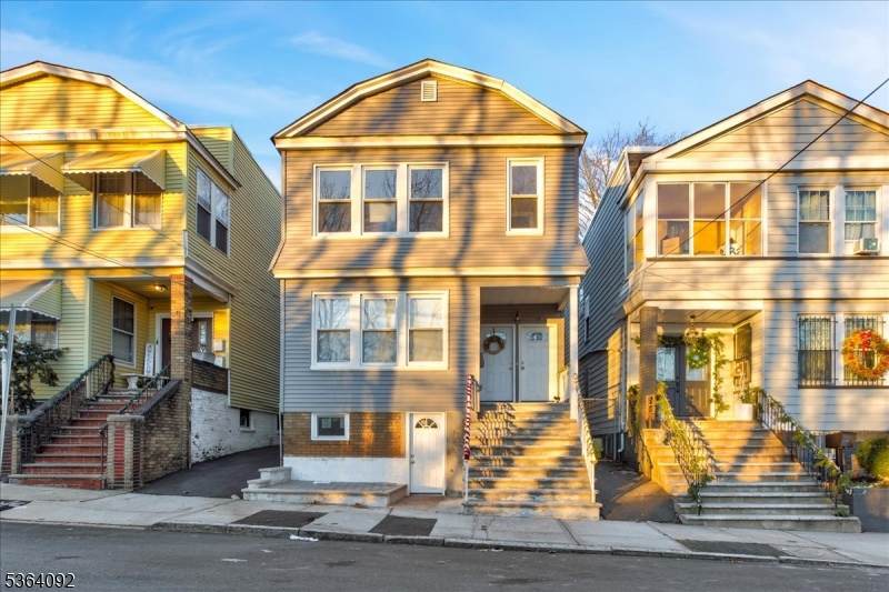 15 Fessenden Pl Apt 1 - Photo 1