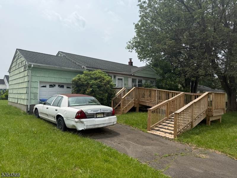 397 Lake Ave - Photo 1