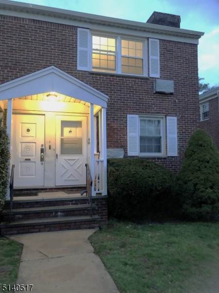 445 Morris Ave Unit 15B - Photo 1
