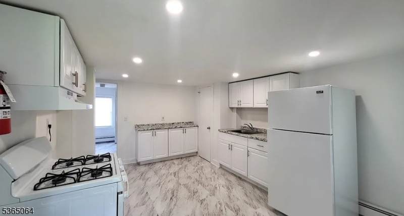 60 E Mc Farlan St Abc - Photo 1