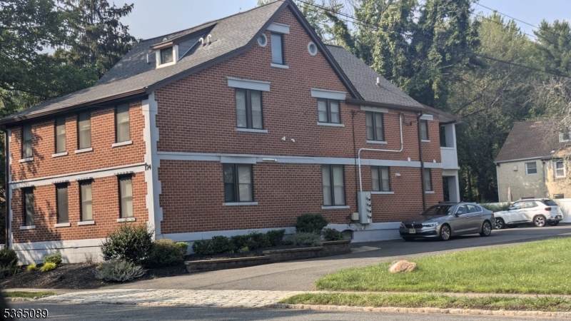 174 Snyder Ave - Photo 1