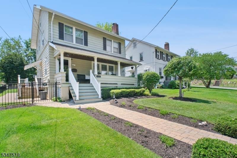 122 Westover Ave - Photo 1