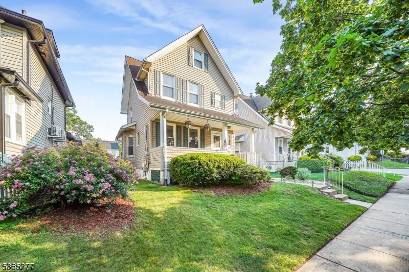 353 Harding Ave - Photo 1