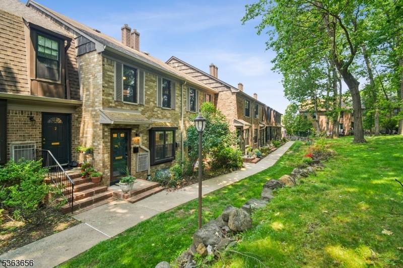 181 Long Hill Road - Photo 1