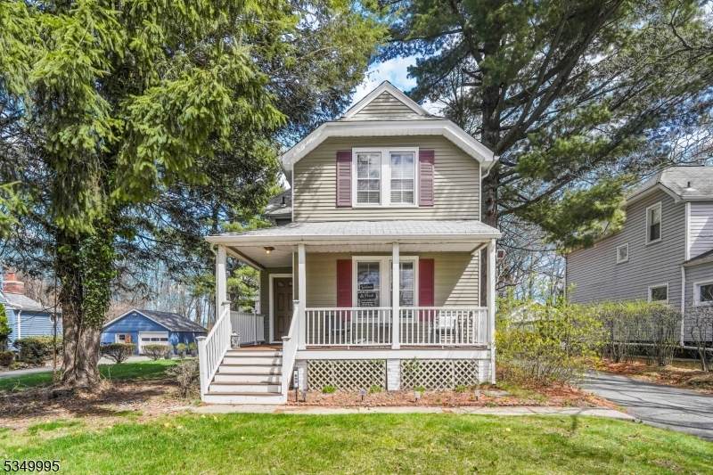 699 Riverview Dr - Photo 1