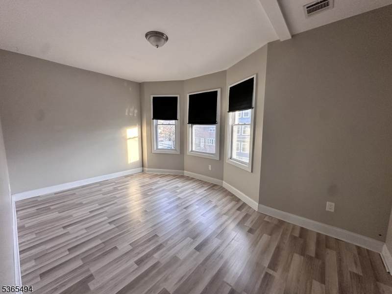 17 John St - Photo 1