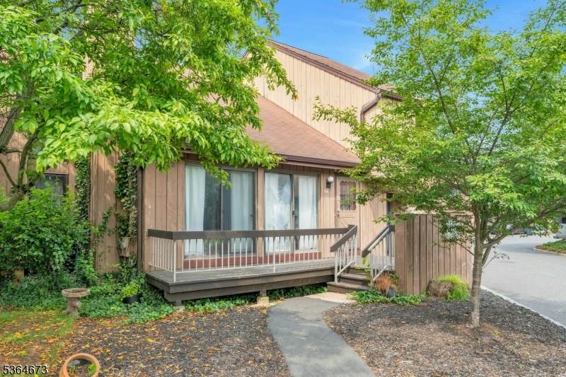 118 Bluebird Dr - Photo 1