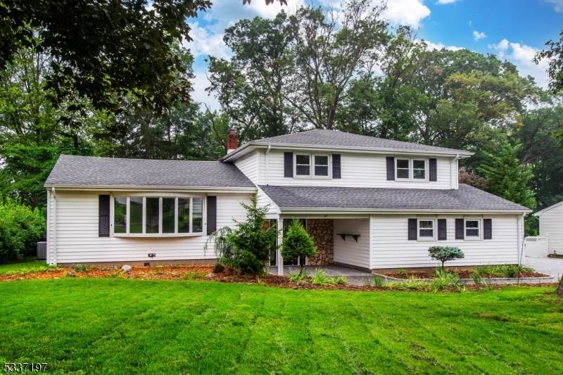 44 Grover Dr - Photo 1