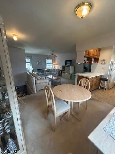 63 Roseland Ave - Photo 1
