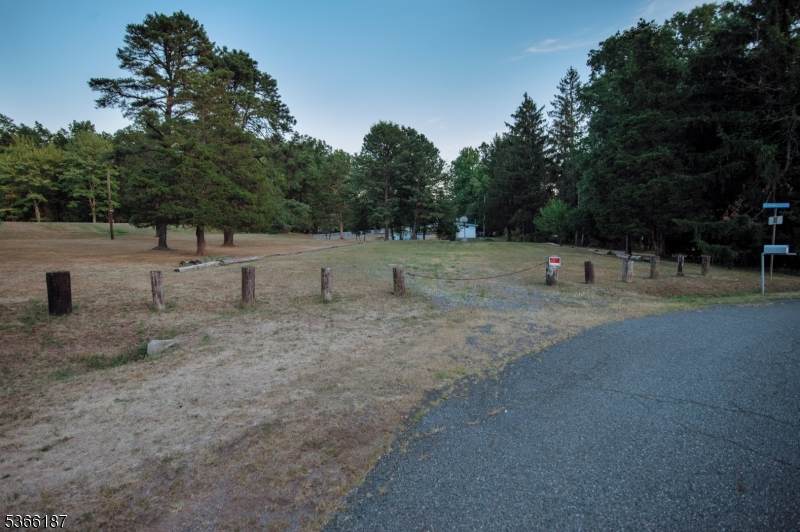 22 Glenwood Ter - Photo 1