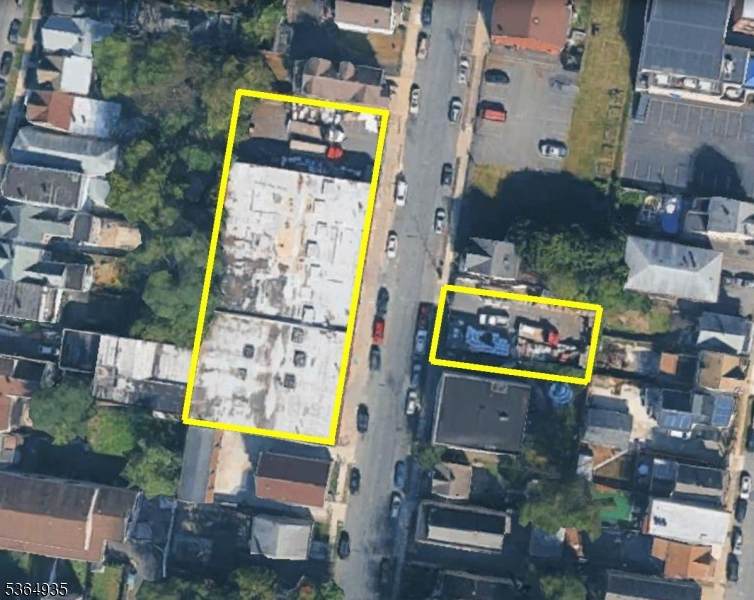 554 E 22Nd St - Photo 1