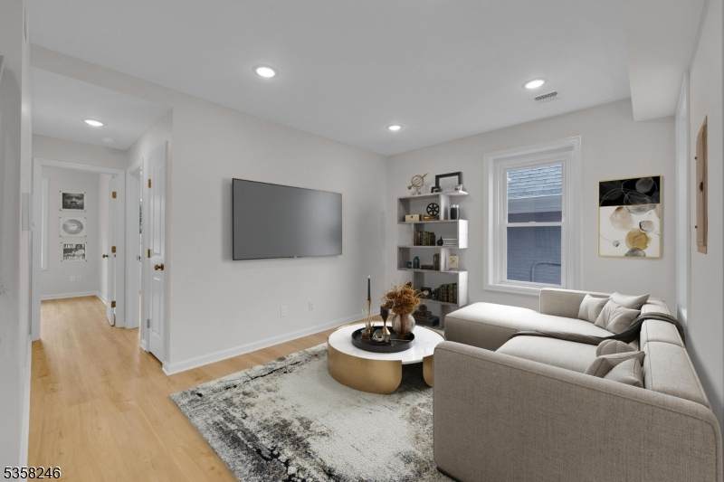106 Bennett St - Photo 1