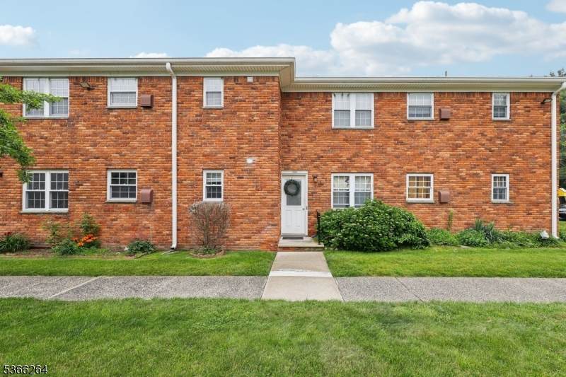 1245 Valley Rd - Photo 1