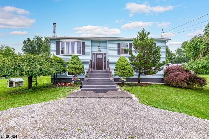 24 Beemer Rd - Photo 1