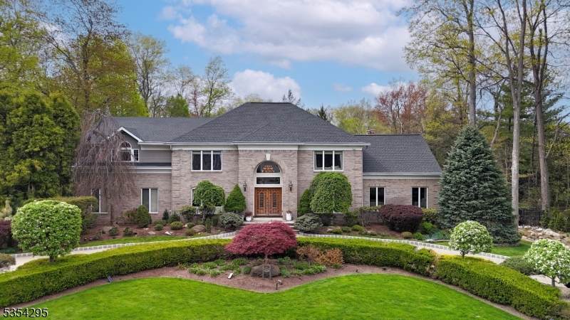 26 Hampshire Rd - Photo 1