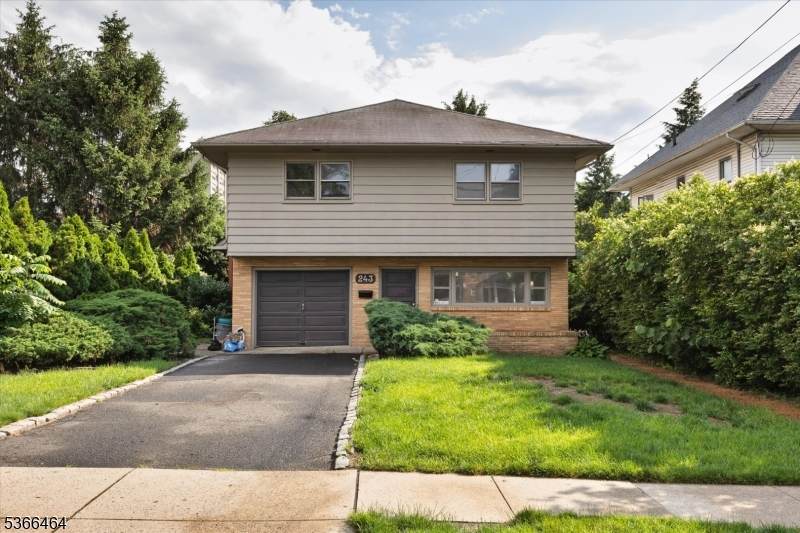 243 Lafayette Ave - Photo 1