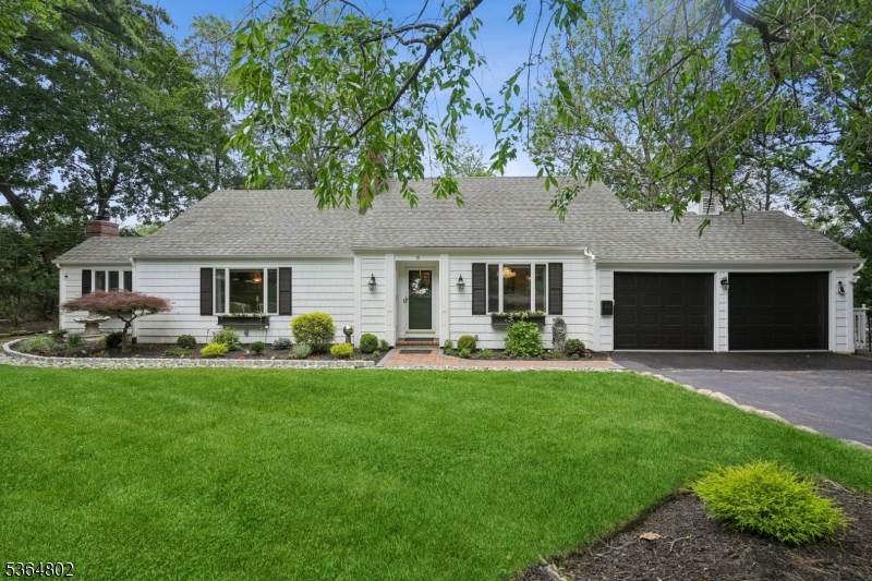 15 Barberry Way - Photo 1