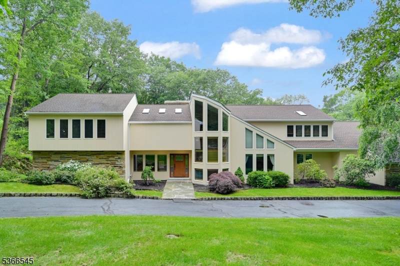 86 Underrock Rd - Photo 1