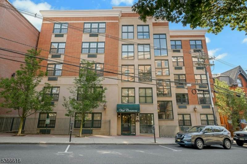 7 Prospect St - Photo 1