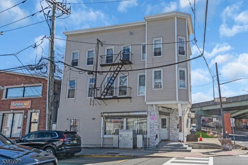 107 Jersey St - Photo 1