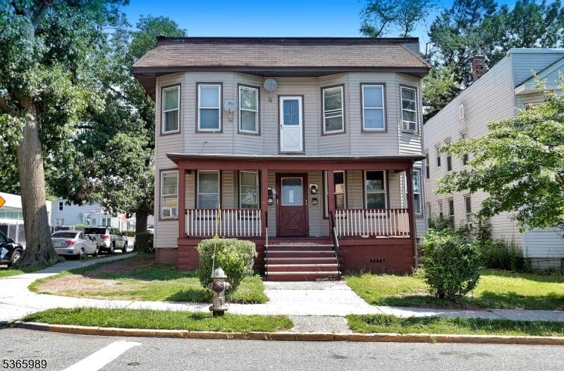132 Hamilton St - Photo 1