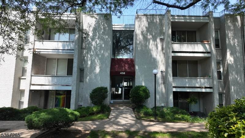 458 River Rd - Photo 1