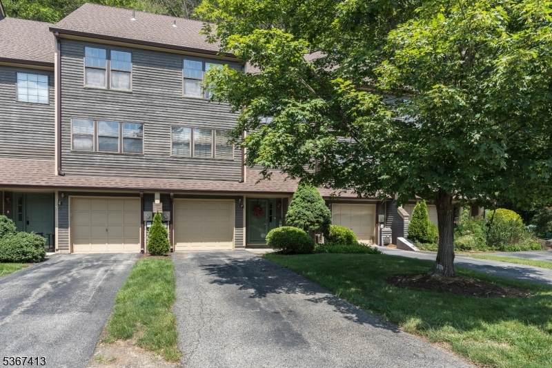 29 Concord Rd - Photo 1