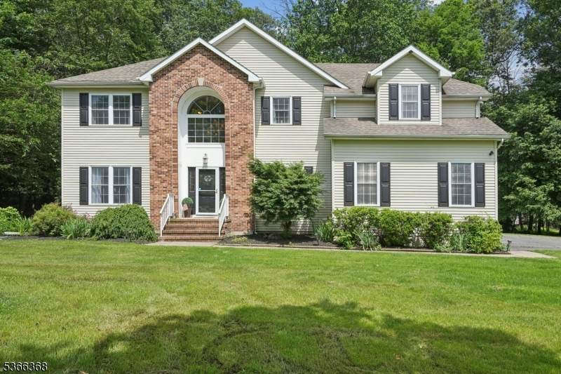 2 Cardinal Ln - Photo 1