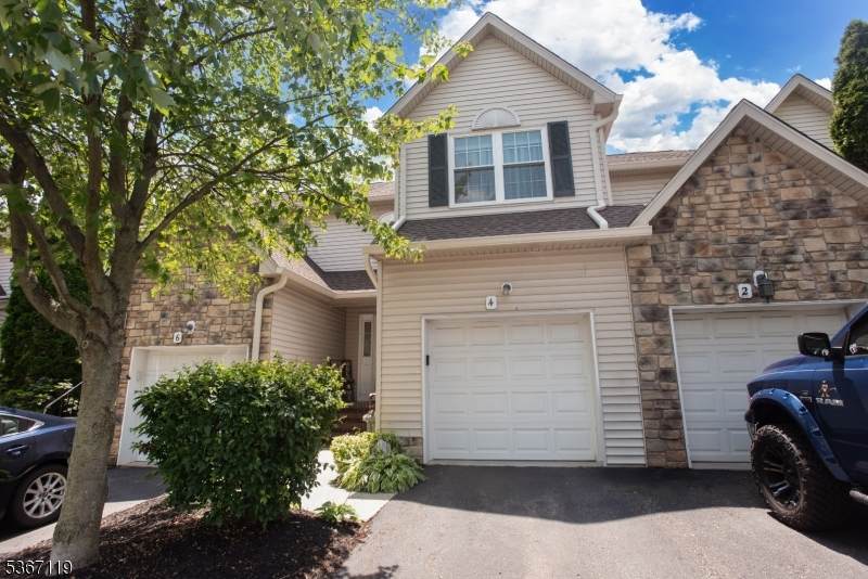 4 Dewitt Ln - Photo 1