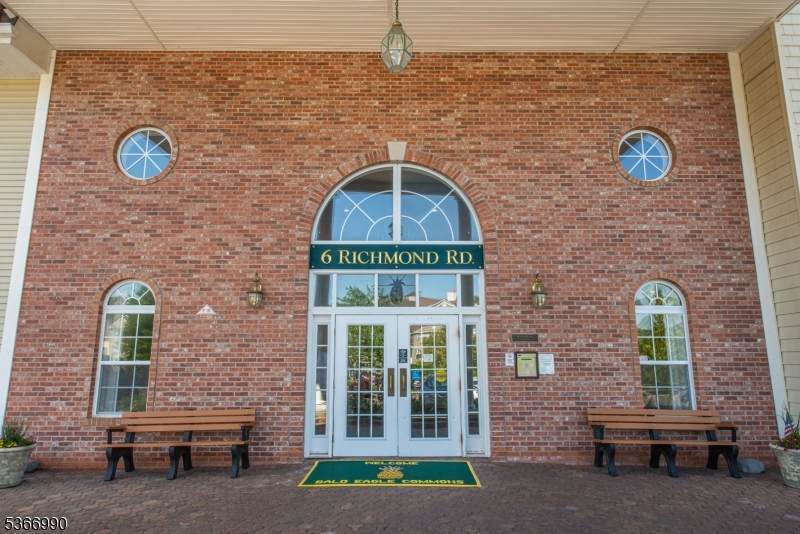 6222 Richmond Rd - Photo 1