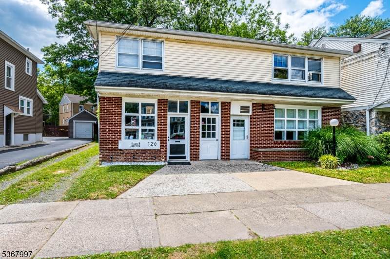 120 Main St - Photo 1