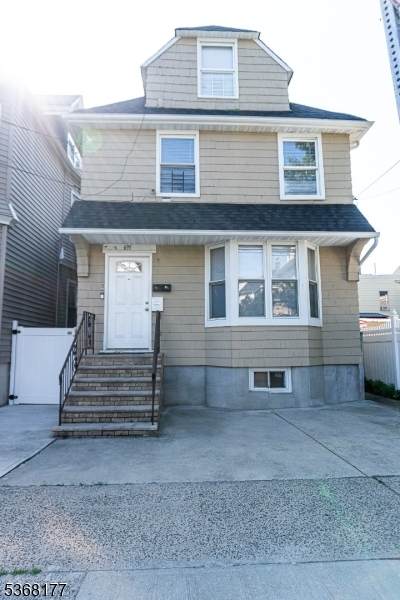 695 Clifton Ave - Photo 1