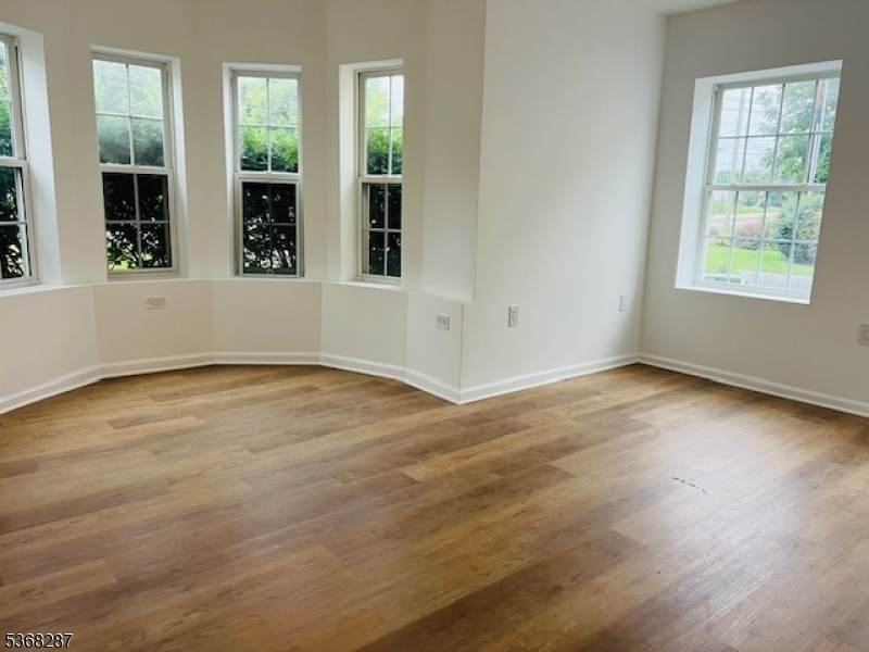 106 Main St - Photo 1